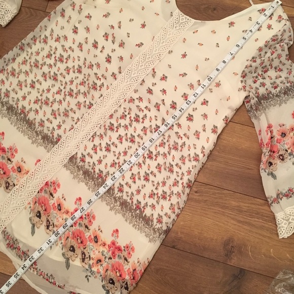 CHIFFON & LACE SWING DRESS   One left - Picture 7 of 8